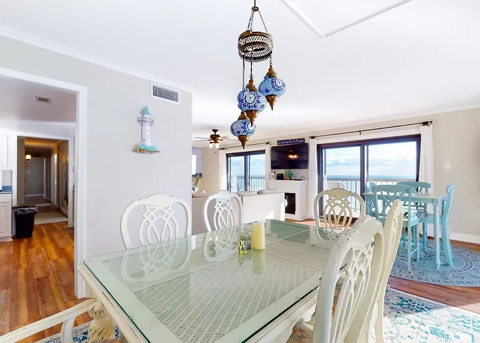 Sea Watch 1900 Apartment